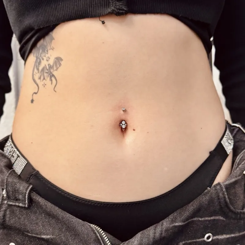 Piercing ucha — ukázka práce Viper Studio