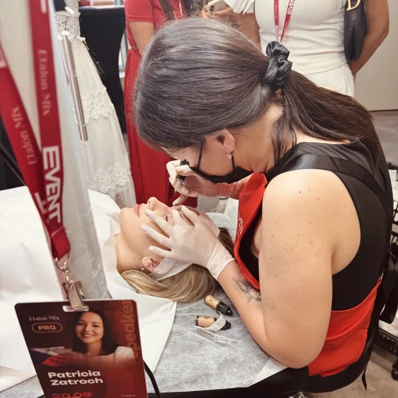 Certifikace a školení — Renata Černochová