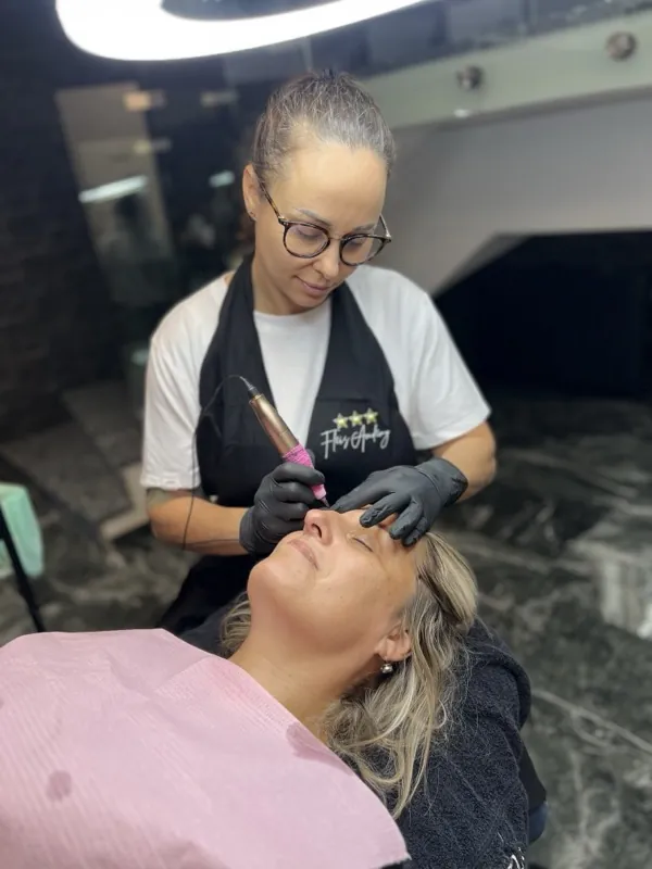 Profesní rozvoj — piercing kurzy