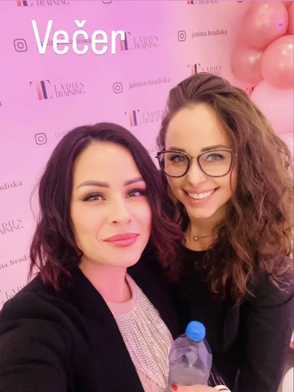 Certifikace a školení — Renata Černochová