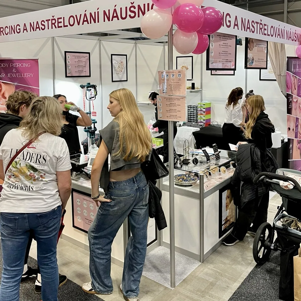 Stánek Viper Studia na veletrhu Fór Beauty